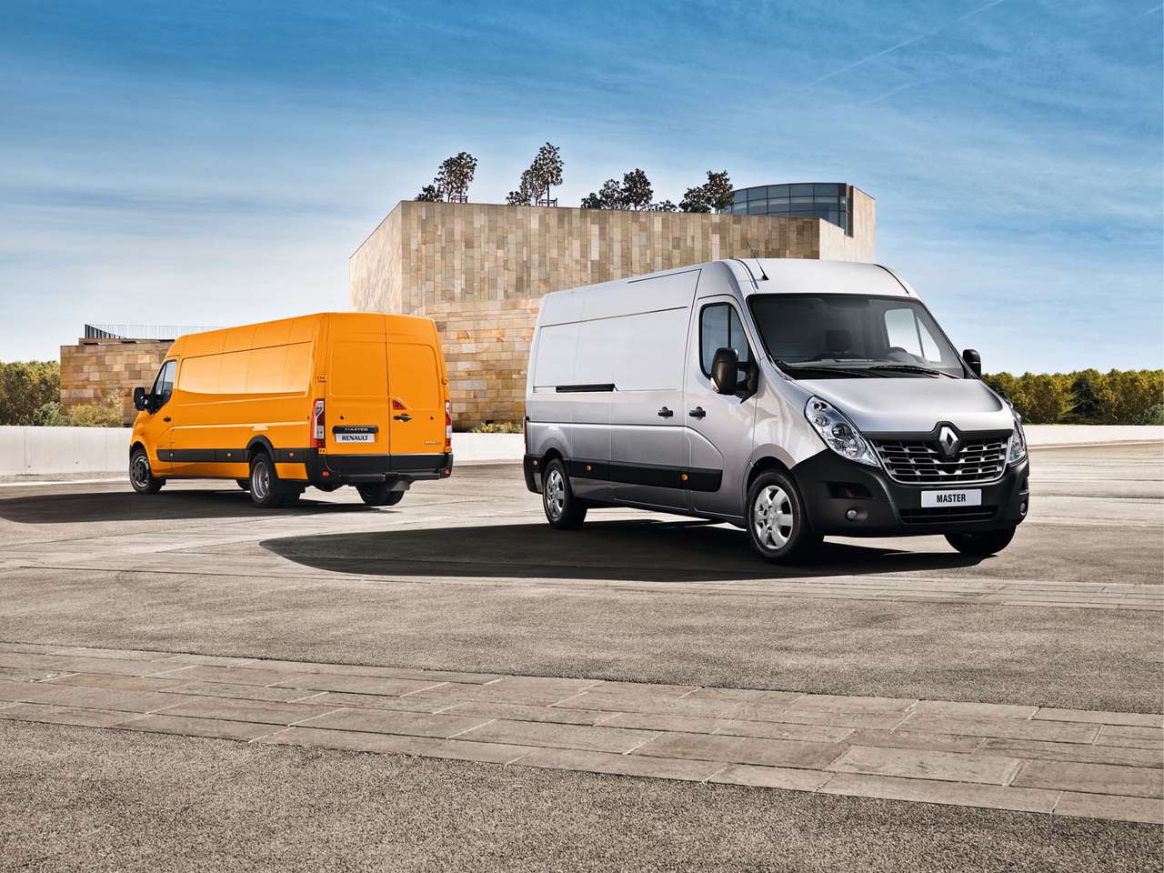 Renault представит новое поколение грузового фургона Master