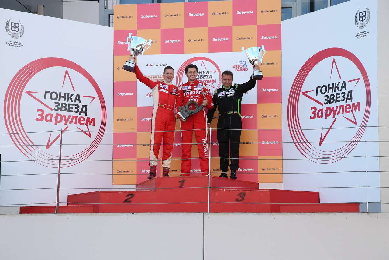 Закономерный подиум по итогам гоночного дня: победитель Николай Карамышев, призеры Андрей Петухов и Виталий Дудин