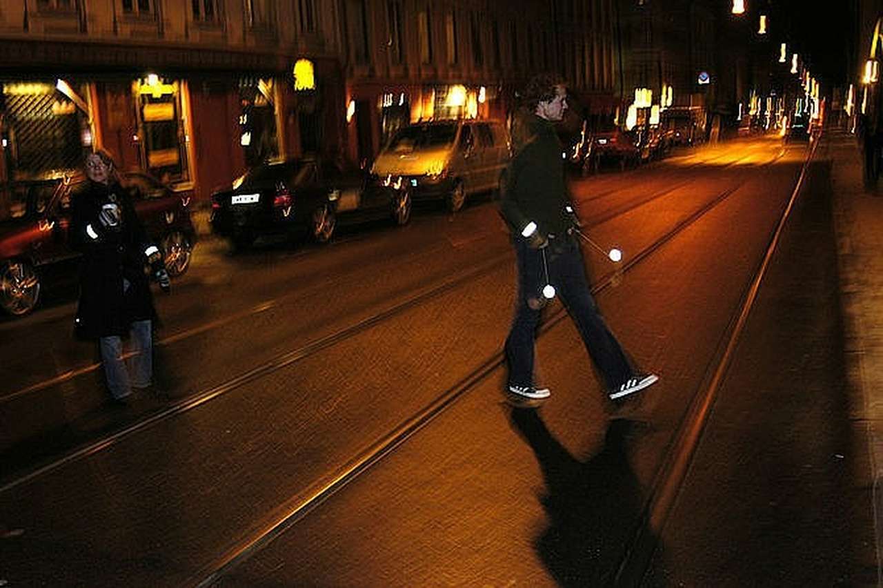 Стало известно отношение россиян к световозвращающим элементам