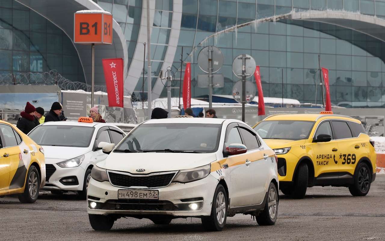 «Дорогие и непопулярные модели»: в НСТ раскритиковали новый перечень машин для такси