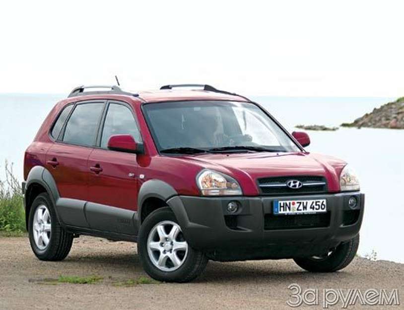 Ремонт хендай туссан. Hyundai Tucson 2022. Тойота рав 4 Хундай Туксон 2008. Магнитола Hyundai Tucson 2004. Hyundai Tucson 2004 панель магнитолы.