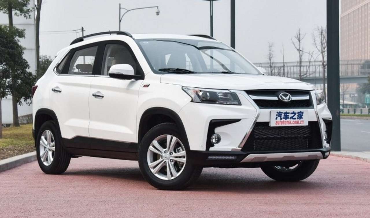 BAIC Huansu S5: выглядит как Лексус, стоит меньше Креты