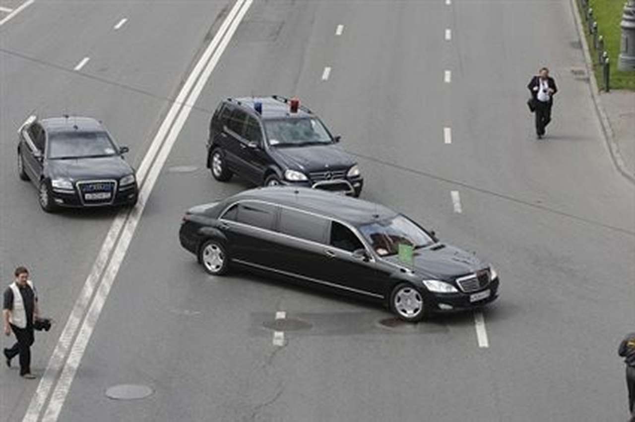 Дороги в Москве перекрывают ради проезда патриарха  