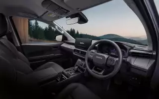 Интерьер Toyota Hilux