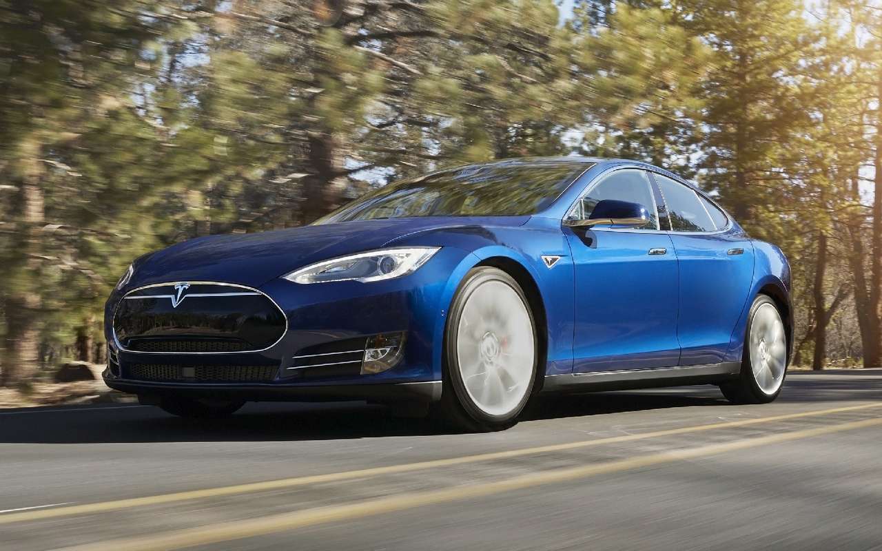 Смерть на автопилоте: в США расследуют роковое ДТП с участием Tesla Model S