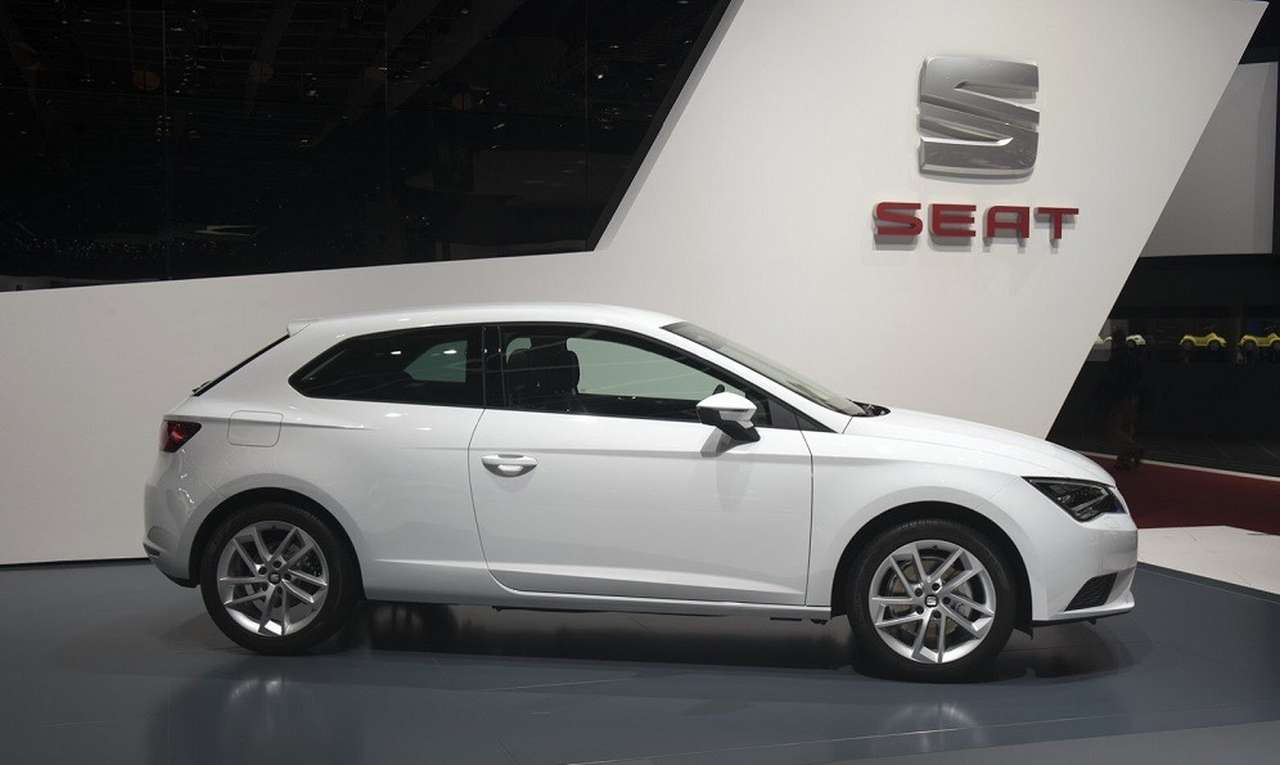 SEAT предложил новые пакеты опций для Leon 