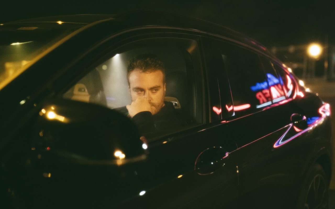 Эксперт объяснила опасность цветовой слепоты на дороге