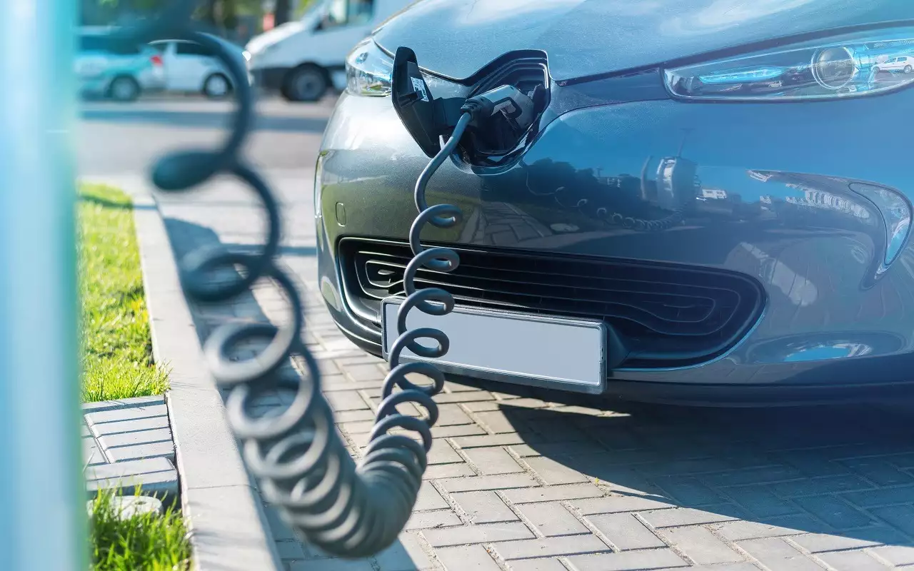 Электромобили в России — продажи продолжают падать