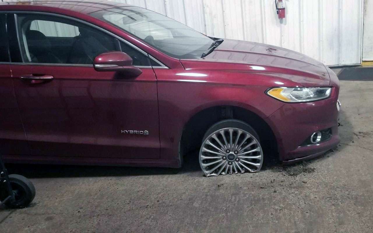 Загадка: как можно было ТАК сточить ведущие колеса (и диски)?