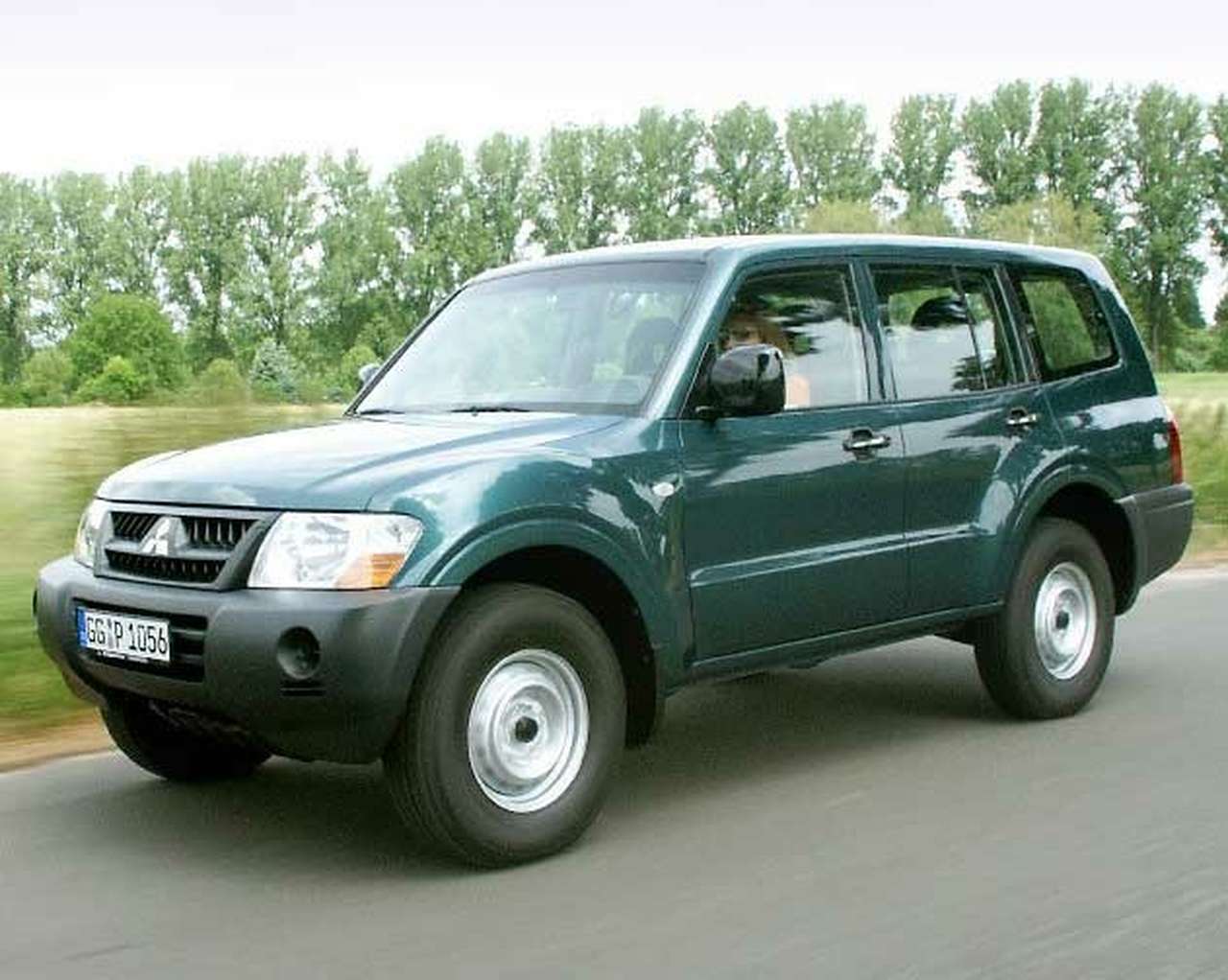 Pajero стал доступнее