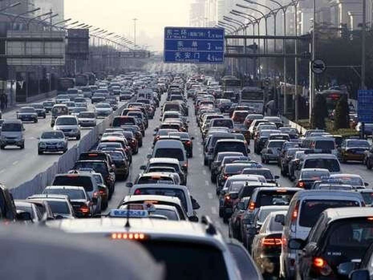 В Китае автомобильные номера разыгрывают в лотерею