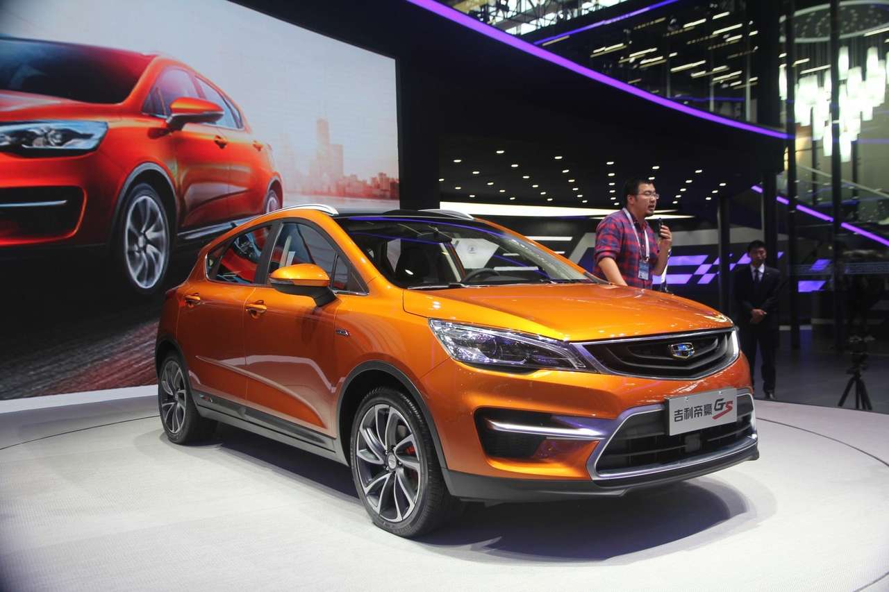 Кроссоверу Geely MK Cross подготовили замену