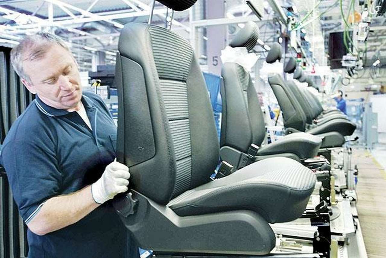 Производитель автокомпонентов Johnson Controls сворачивает производство в России