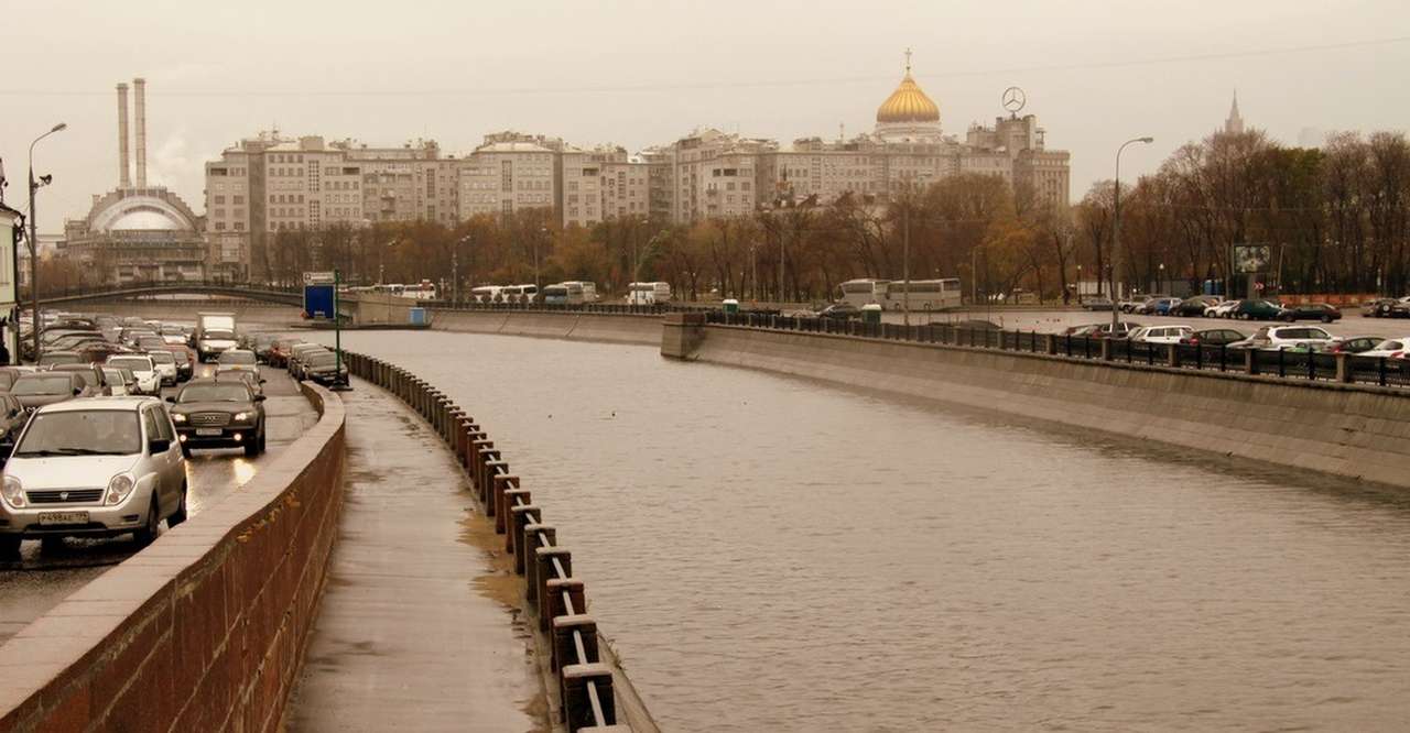 Московские набережные могут стать пешеходными зонами
