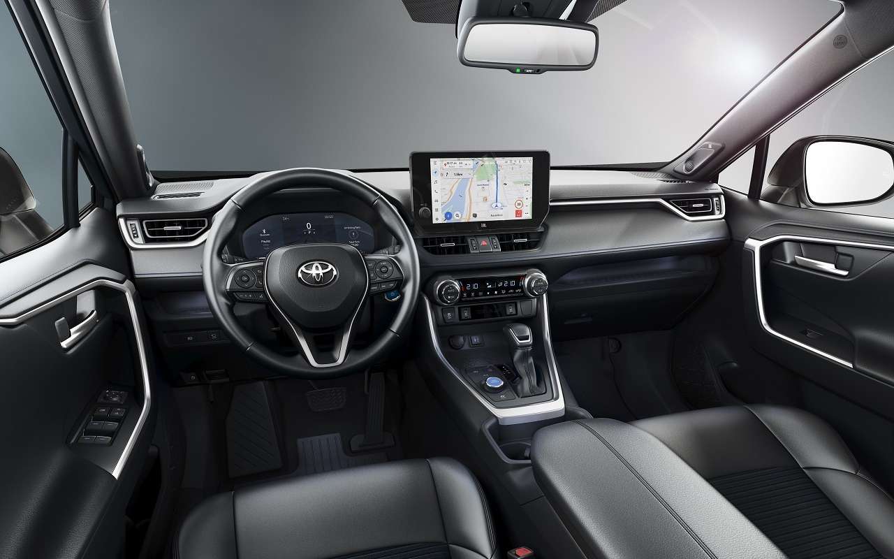 Интерьер Toyota RAV4