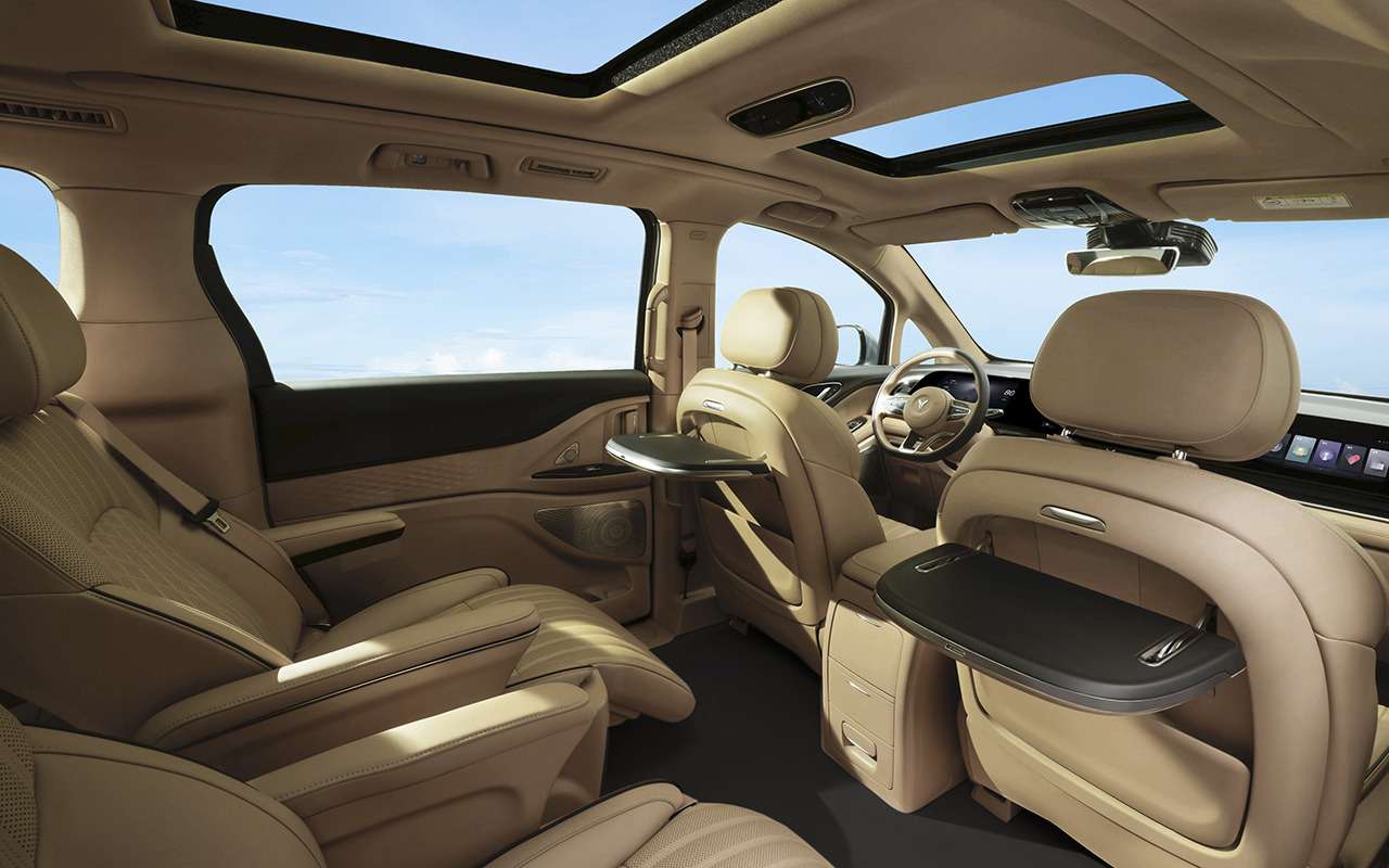 В России стартовали продажи еще одного китайского авто – названы цены