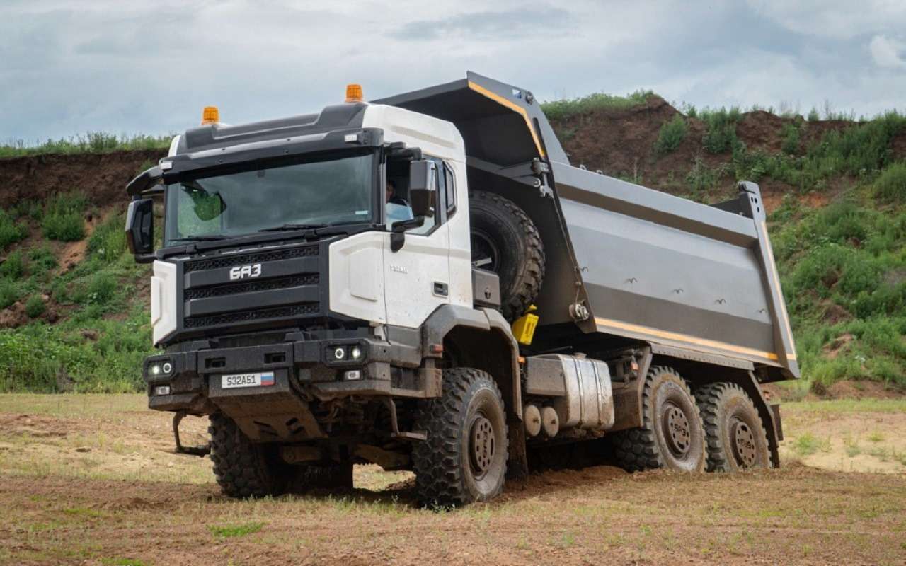 Названы сроки запуска производства грузовиков БАЗ