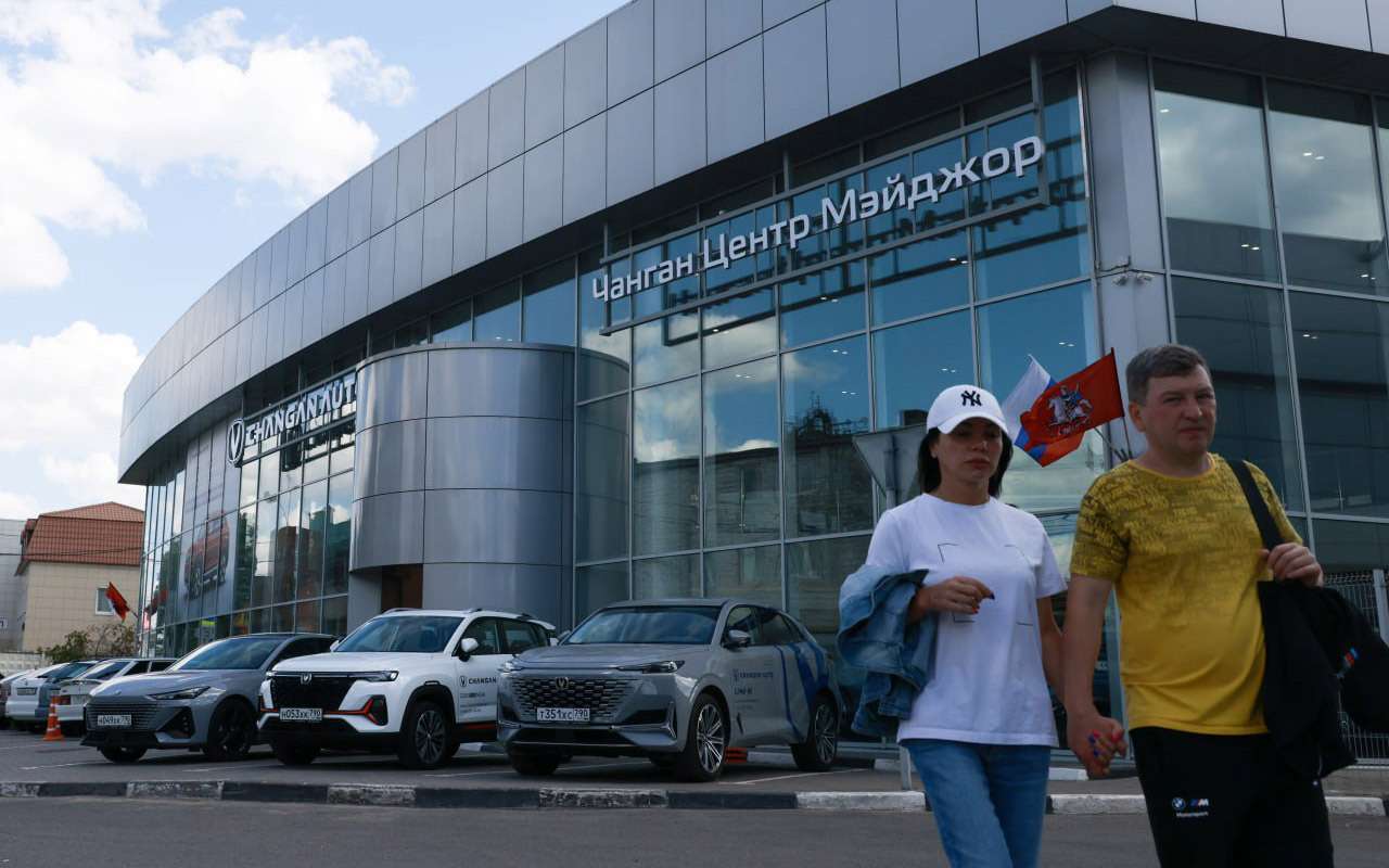 Европейцы или китайцы? Россияне высказали свое мнение