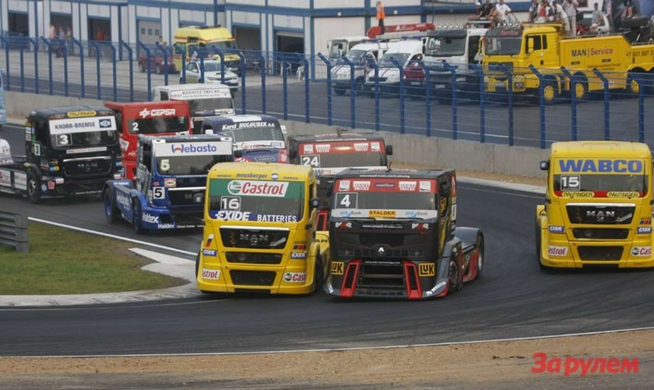 В 2011 году россиянин Александр Львов продолжит участие в чемпионате Европы по гонкам грузовых автомобилей