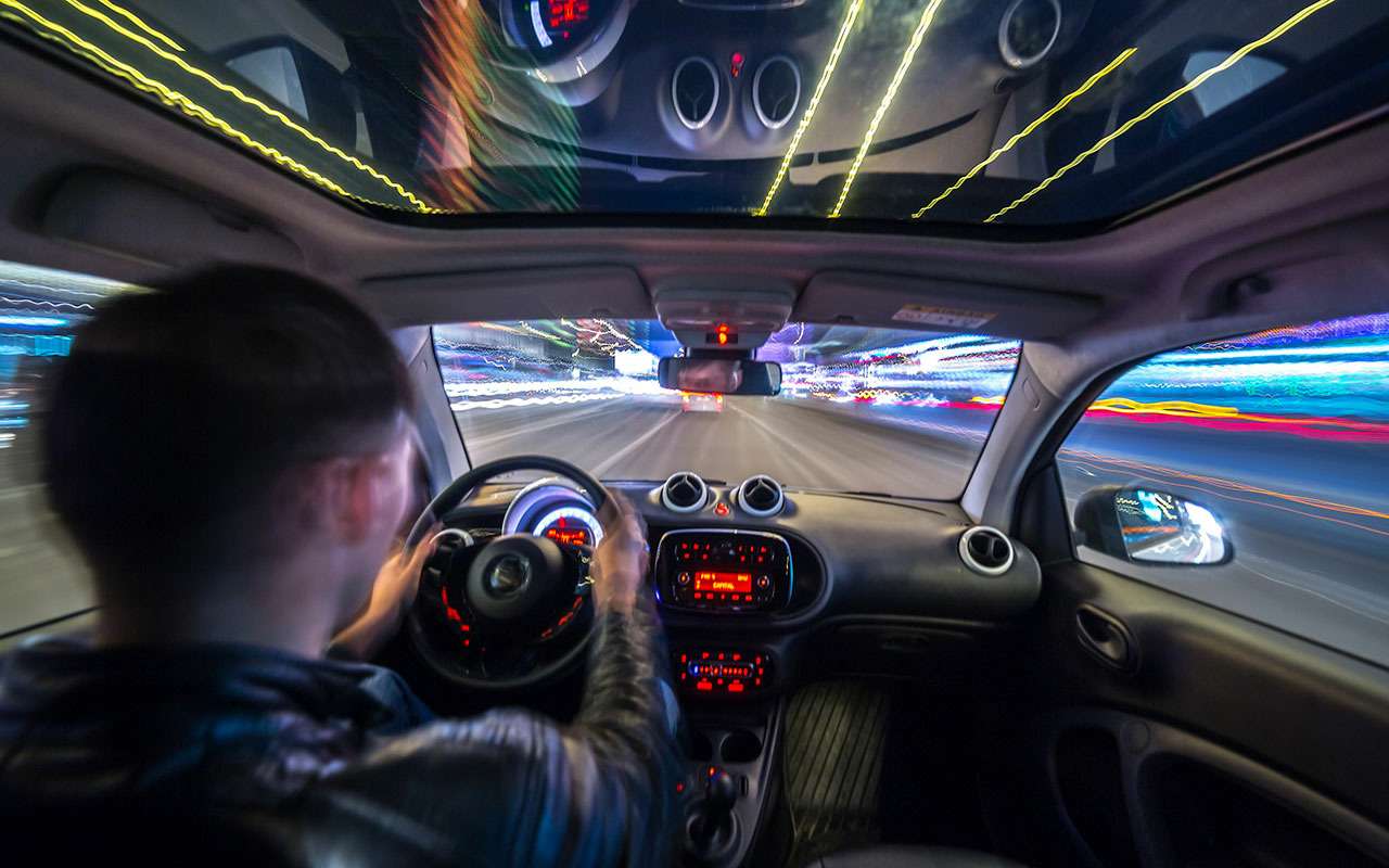 Нештрафуемый порог скорости хотят снизить с 20 до 10 км/ч