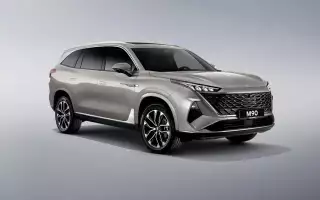 Москвич M90 — мы нашли крайне сомнительное решение по кузову