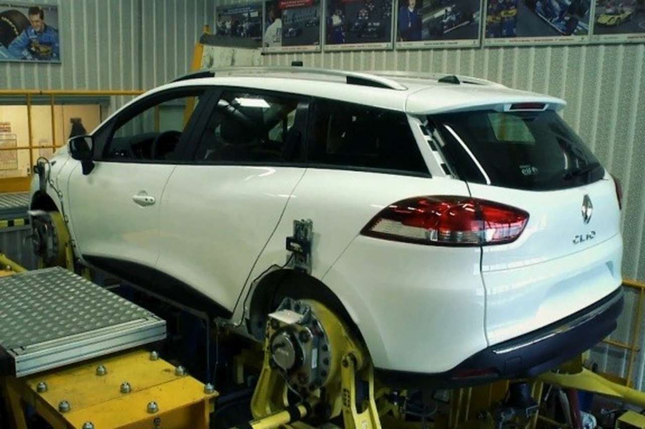 Универсал Renault Clio запечатлели на видео