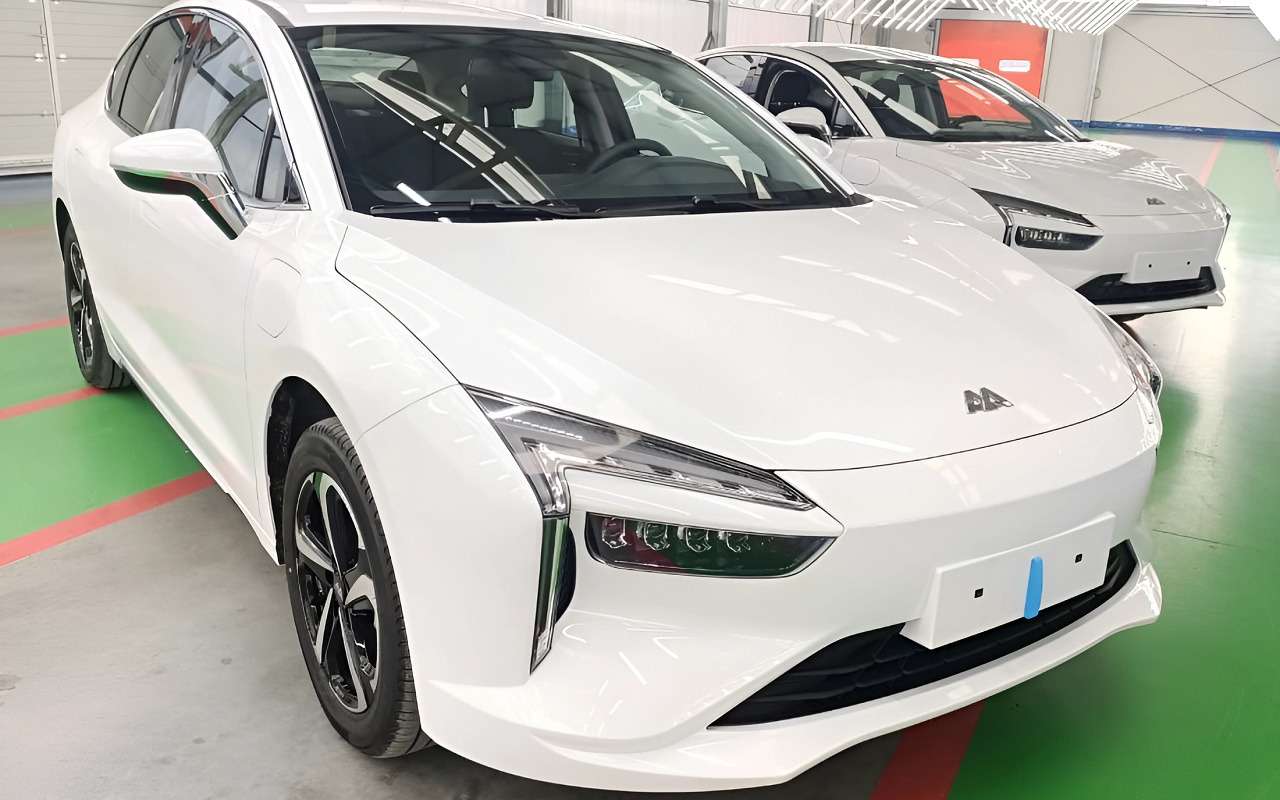 Амберавто А5, в оригинале – Mobilize JMEV GSE