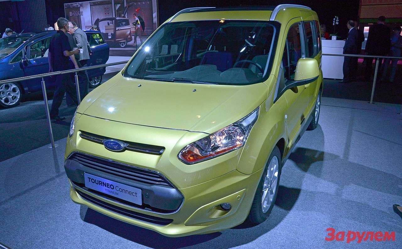 Ford Tourneo Connect показали в Париже