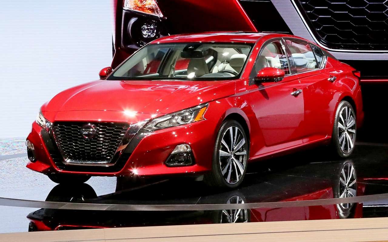 Teana, вернись: Nissan показал новый бизнес-седан