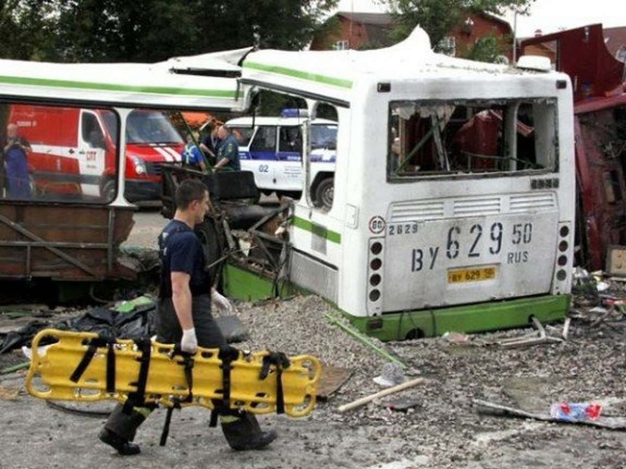 Так считают в Мосгордуме. Здесь уже рассматривается законопроект о радикальном повышении ответственности за выезд на дороги на неисправном транспорте.