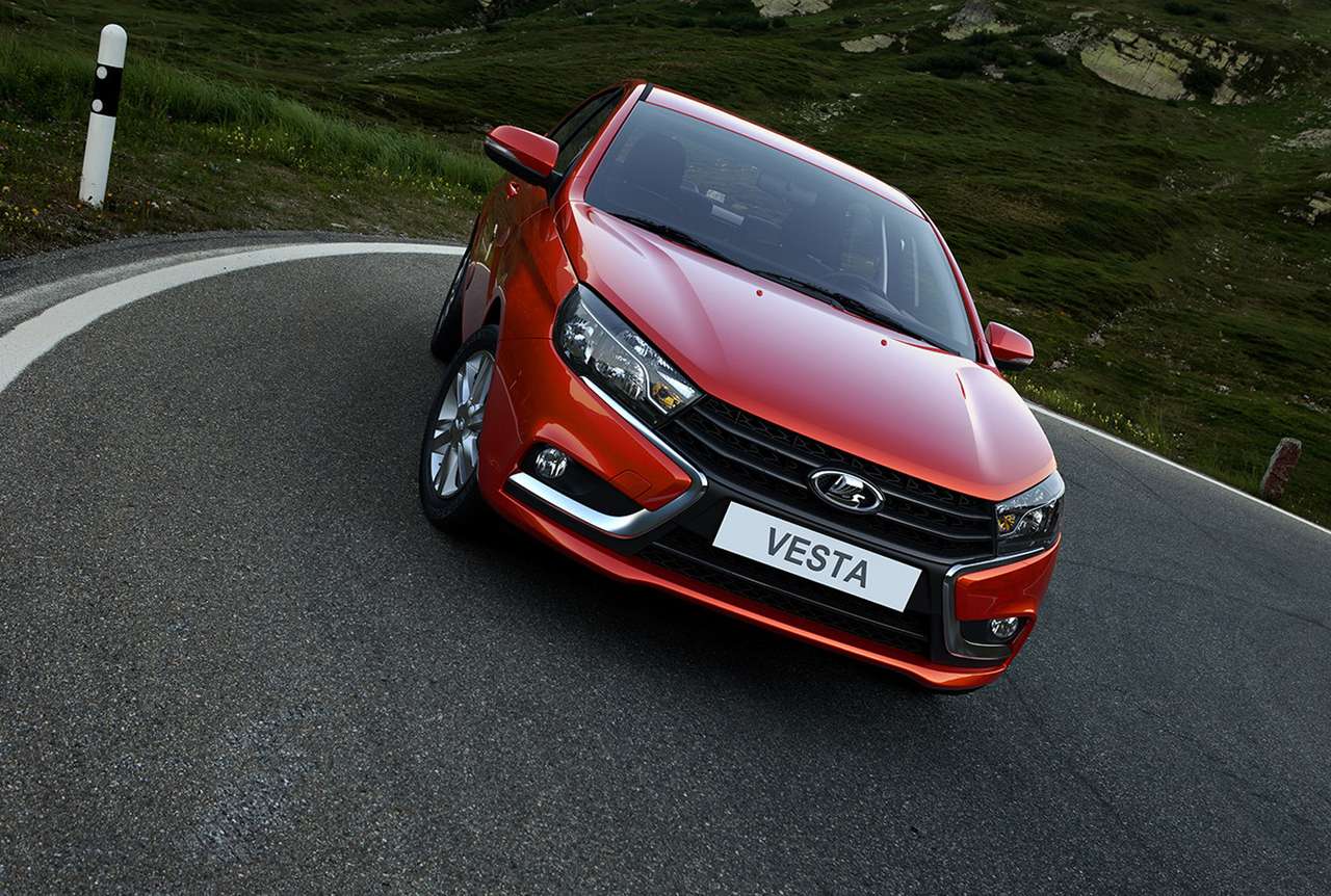 Опрос ЗР: читатели предсказали будущее Lada Vesta