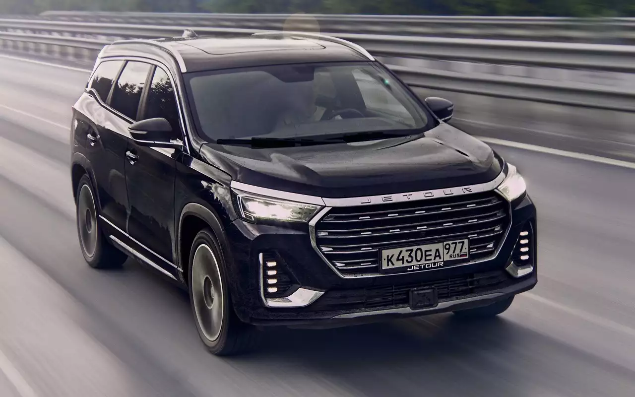 Кроссовер популярного бренда получил полный привод — есть цена