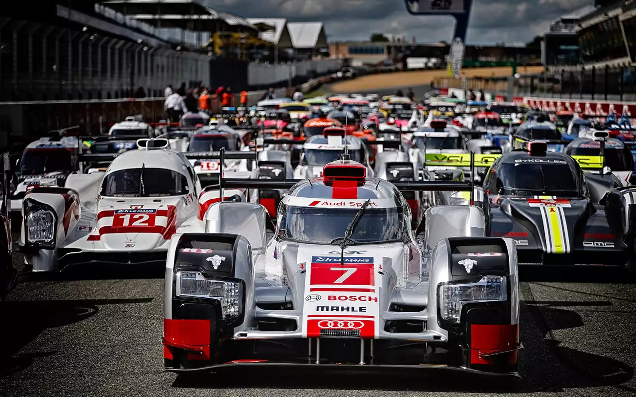 В числе секретов жизнестойкости «24 часов Ле-Мана» - демократичный технический регламент и большое количество классов машин.