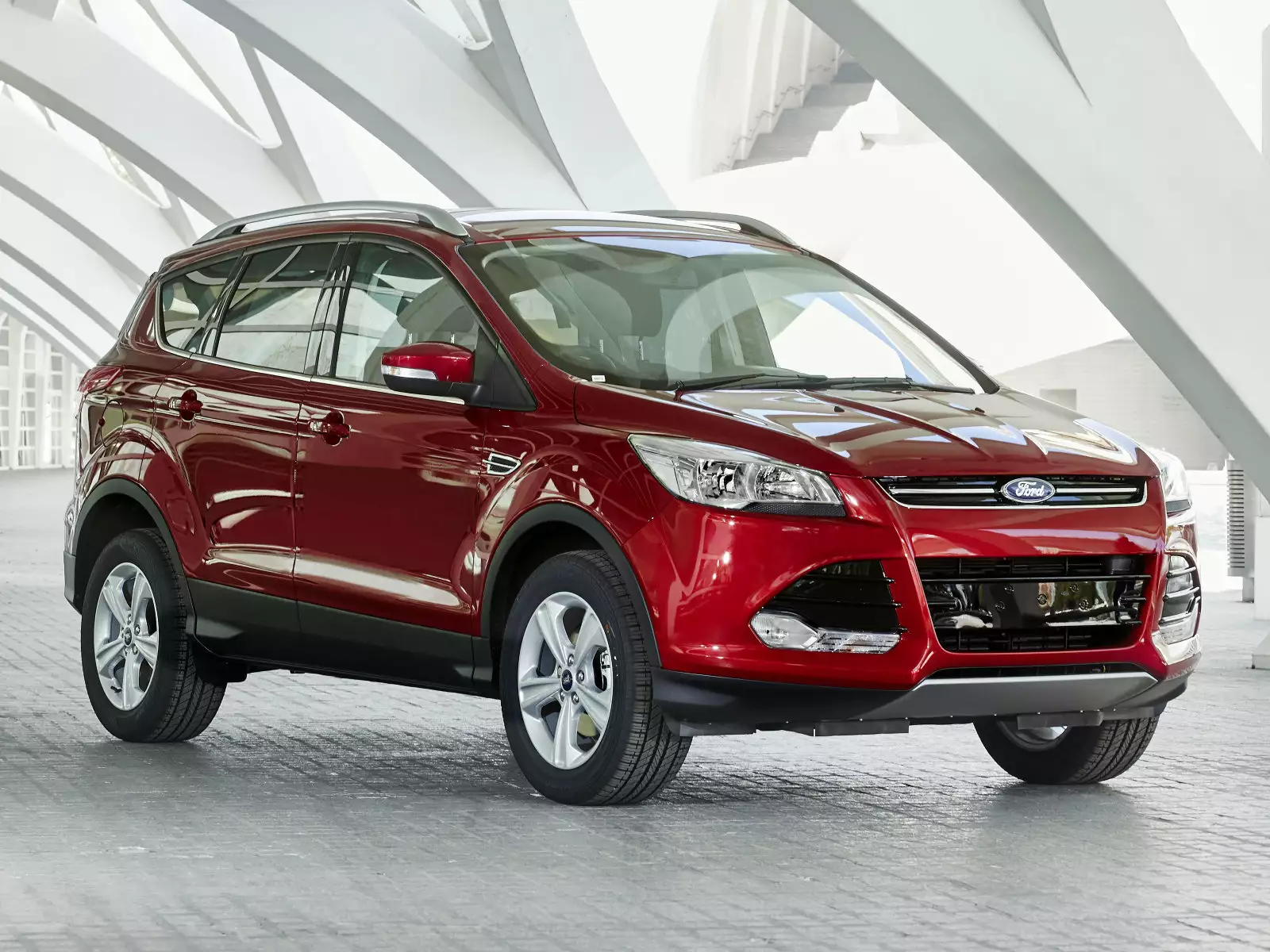 Форд куга газ. Форд Куга. Ford Kuga 2013. Форд Куга 2015. Форд Куга красный.