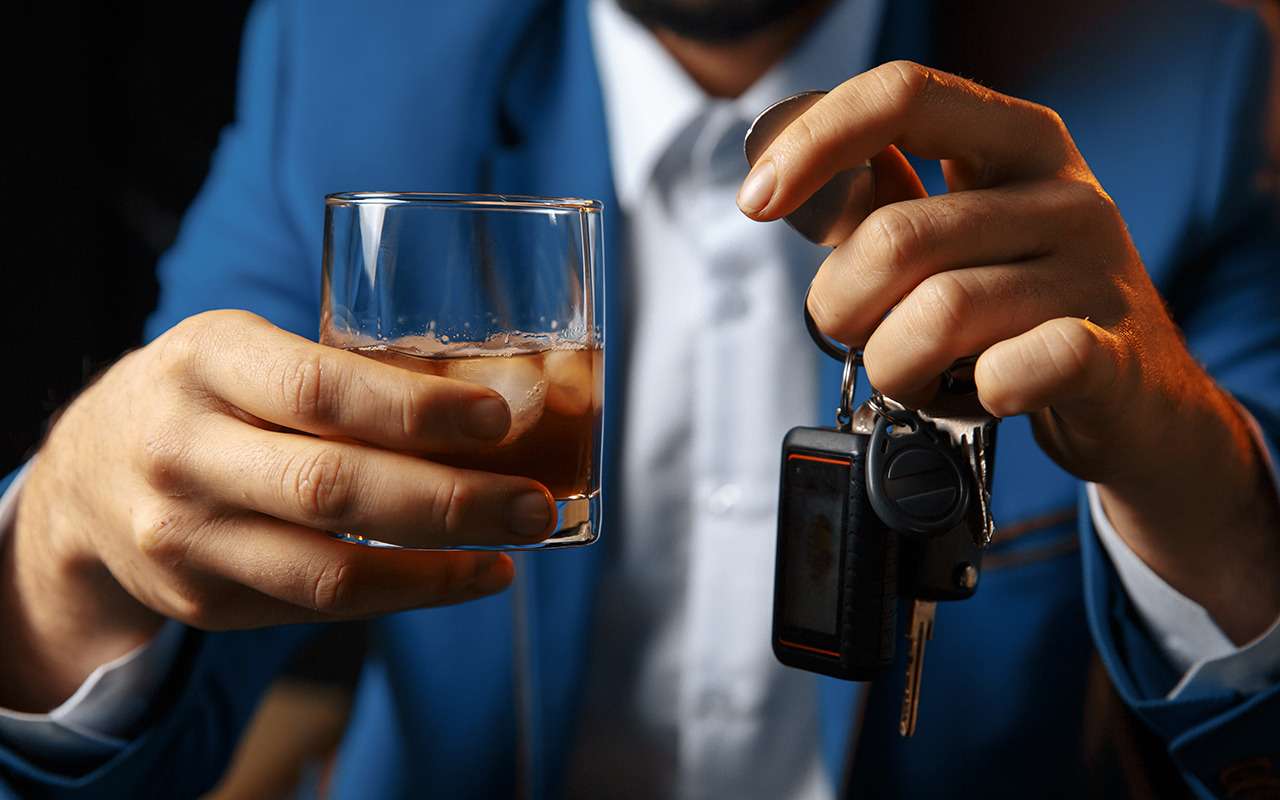 Пьяный чиновник устроил ДТП и прикинулся безработным