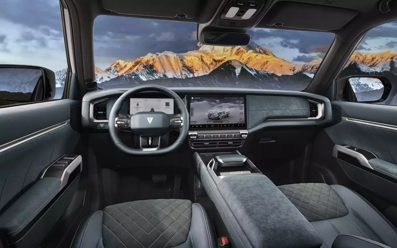 Интерьер Deepal G318