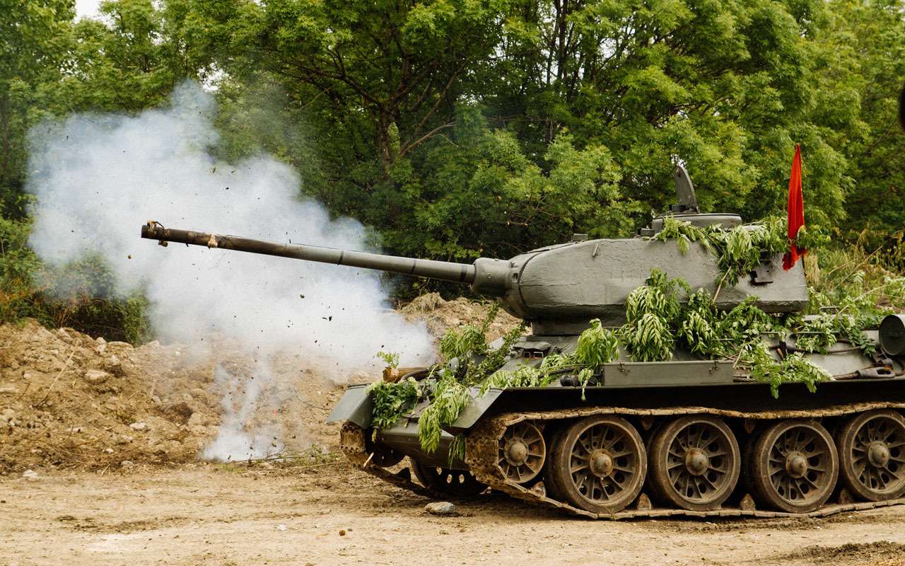 Военная техника бесплатно – только в эти выходные