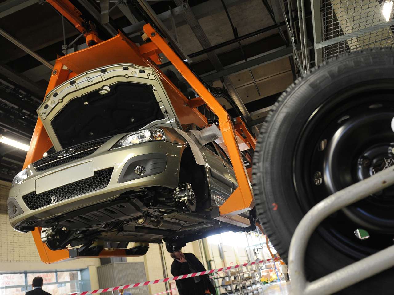 АВТОВАЗ переписал цены на Lada 