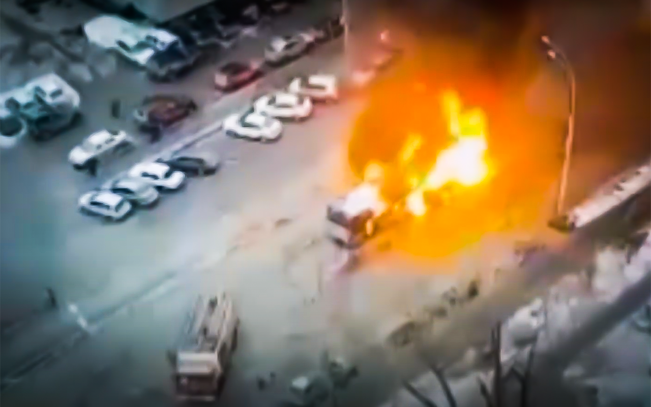 Названа причина возгорания московского автобуса в 2021 году