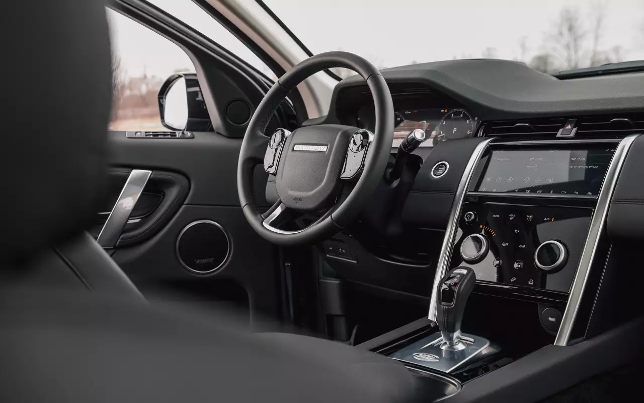 Land Rover Discovery Sport 2025