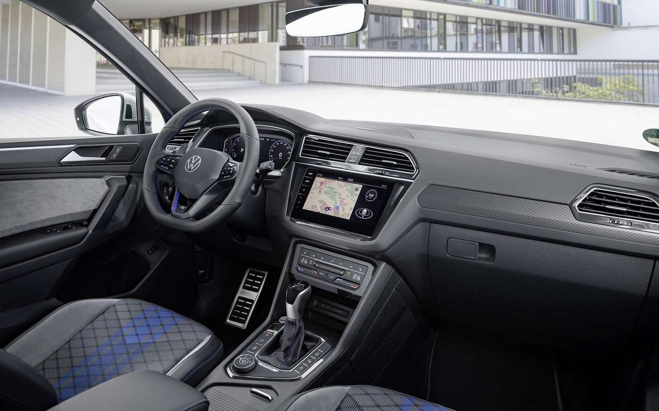 Интерьер Volkswagen Tiguan R