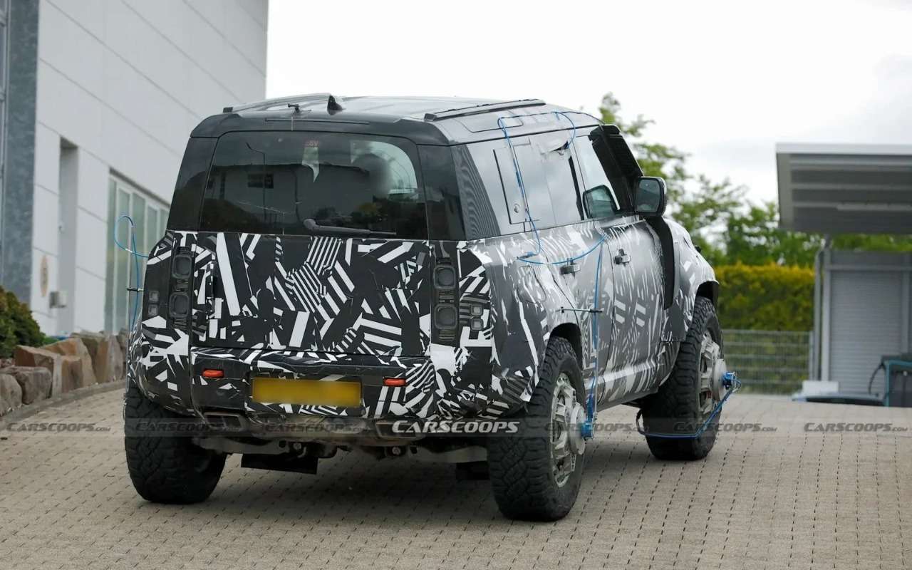 Land Rover Defender