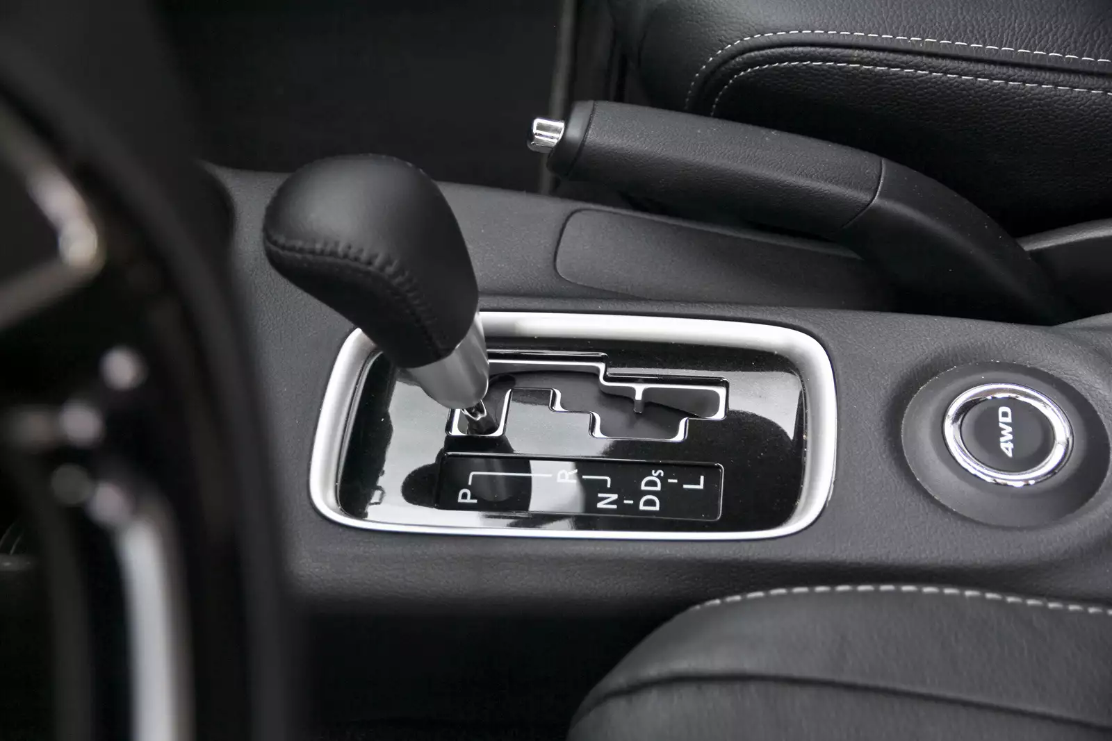 Mitsubishi outlander какой вариатор. Вариатор Мицубиси Аутлендер. Вариатор Outlander 3. Mitsubishi Outlander коробка передач. Аутлендер селектор вариатора.