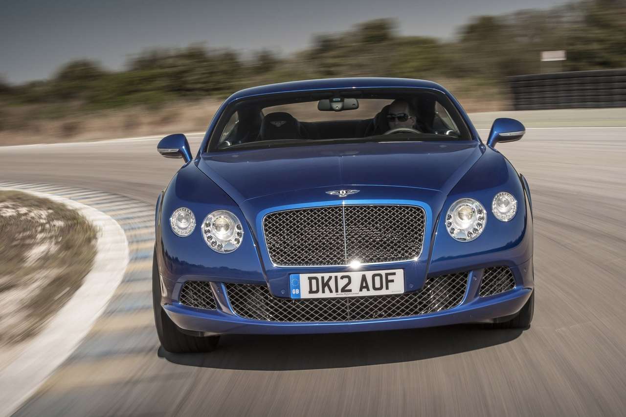 Официальная мировая премьера Bentley Continental GT Speed состоится на ММАС-2012. Презентация купе пройдет утром 29 августа – первым делом с новинкой ознакомят представителей прессы