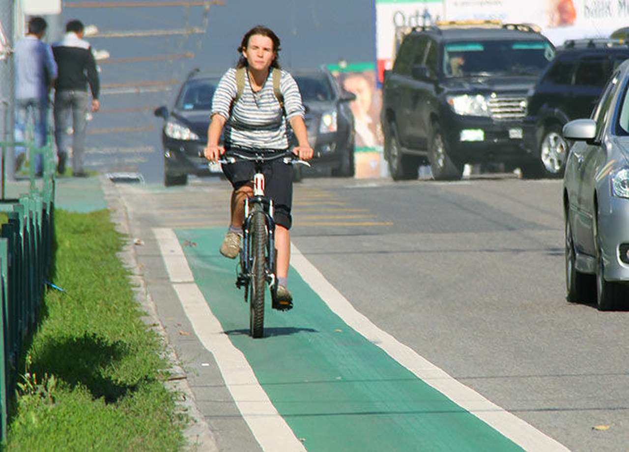 Из-за велодорожек урежут проезжую часть в центре Москвы