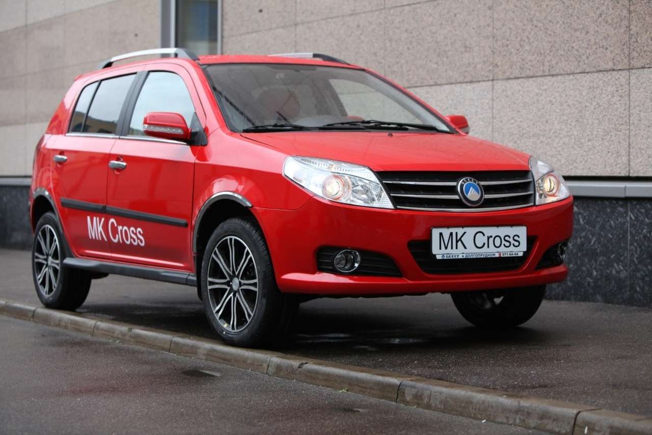 Российский рынок покидают две модели Geely