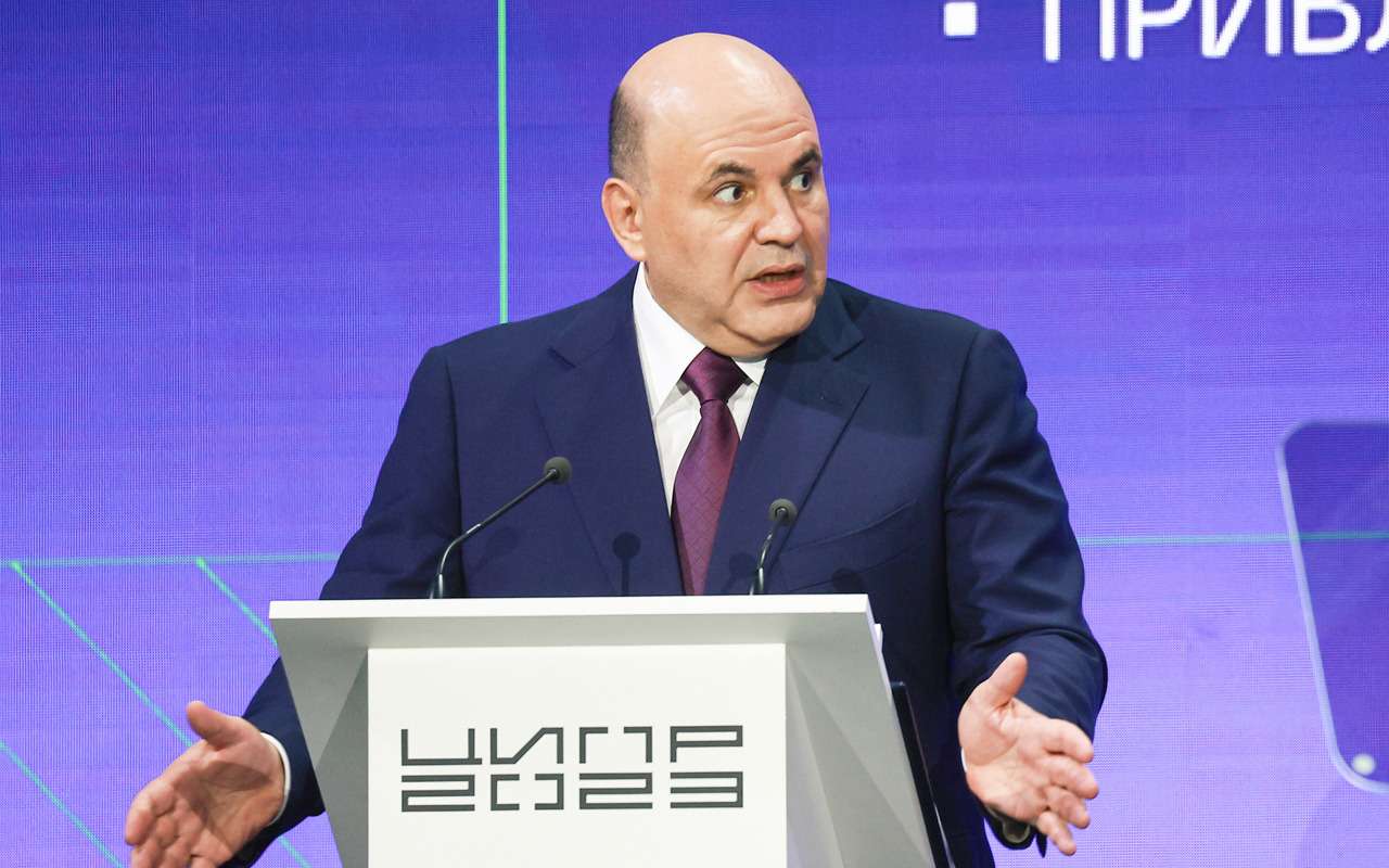 Это гонки или ралли? Скорость перехода на отечественное ПО приравняли к автомобильной