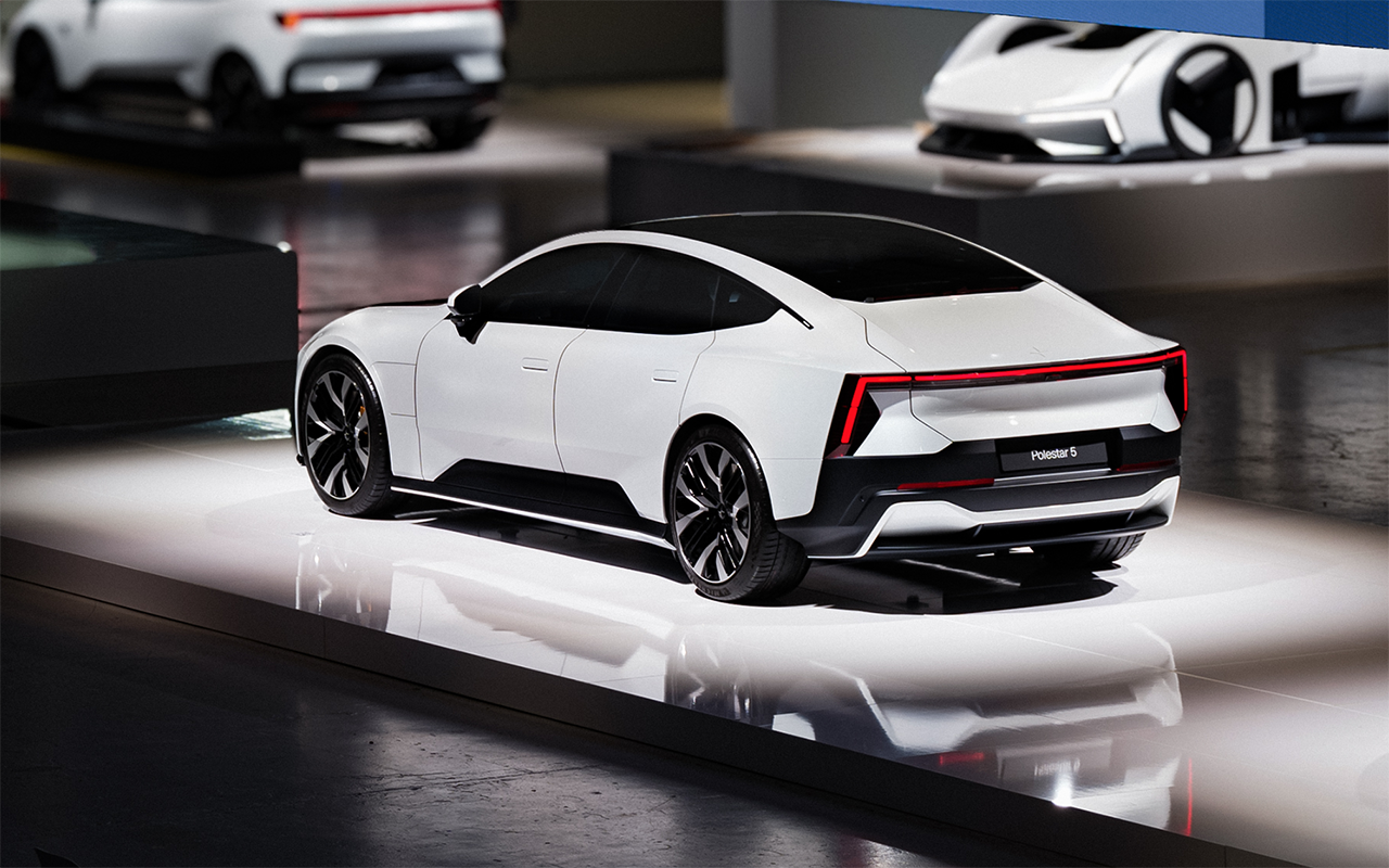 Шведский бренд Polestar начнет серийное производство нового электромобиля в 2025 году