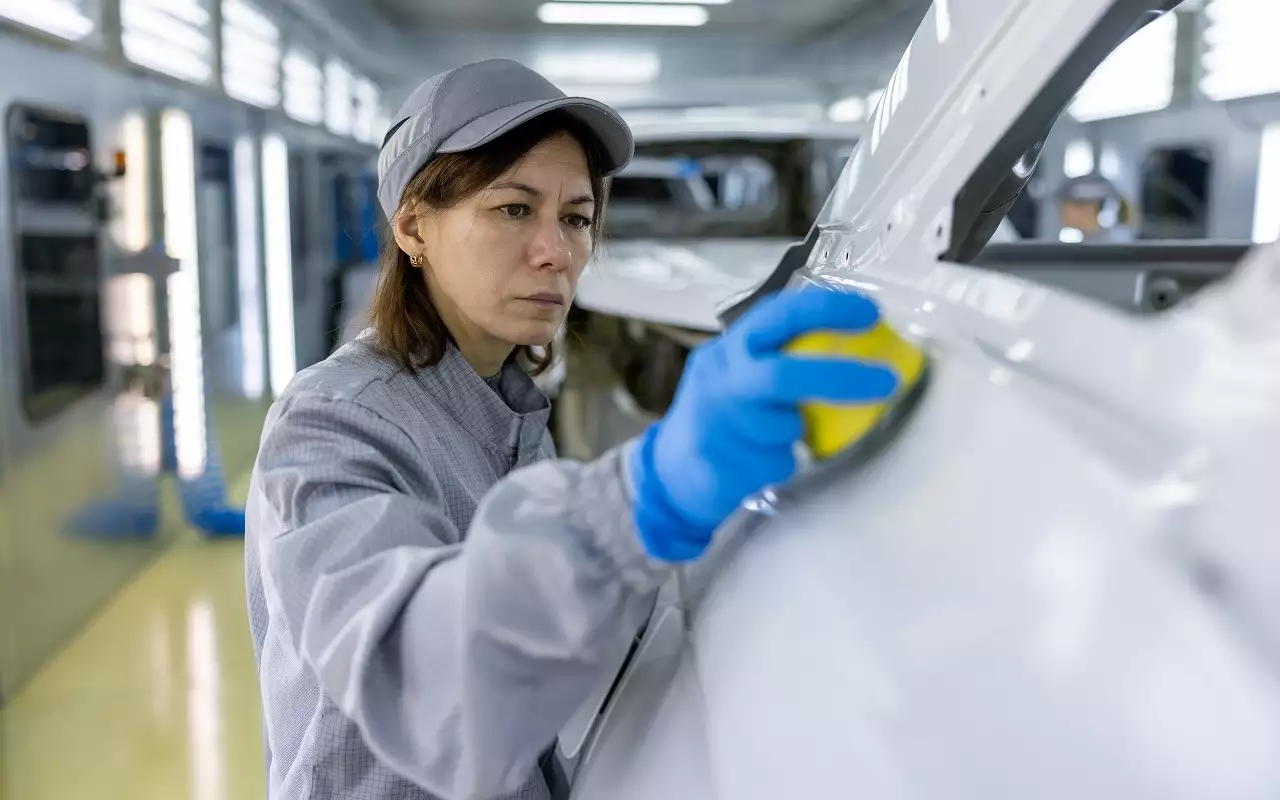 Кузова этих машин начали варить и красить в РФ