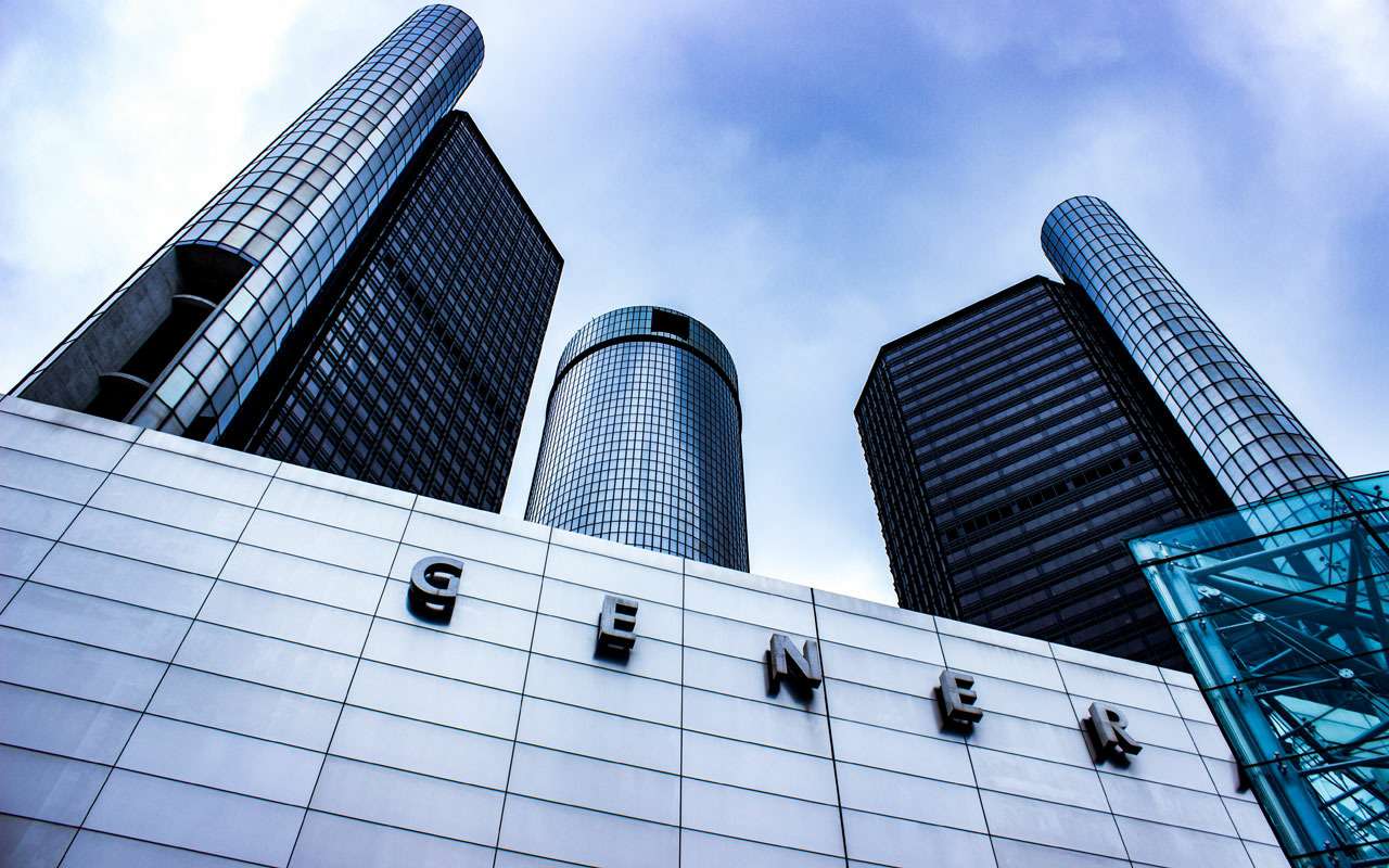 General Motors хочет продавать машины за биткойны